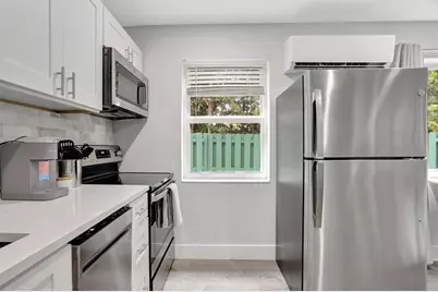 305  Hibiscus Ave, Pompano Beach, FL 33062 - Photo 38