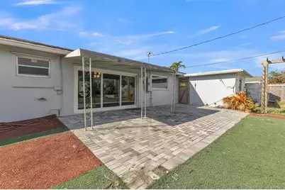 2445  Edgewater Dr, West Palm Beach, FL 33406 - Photo 40