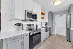 2445 Edgewater Dr, West Palm Beach, FL 33406 - Photo 8