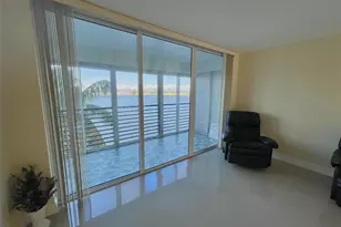 1175 NE Miami Gardens Dr, Miami, FL 33179 - Photo 2