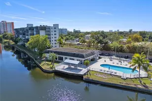 1175 NE Miami Gardens Dr, Miami, FL 33179 - Photo 40