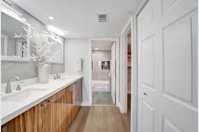 3200  Port Royale Dr N, Unit #905, Fort Lauderdale, FL 33308 - Photo 48