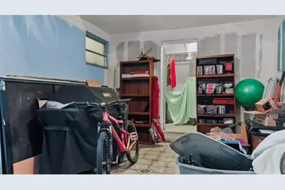 3446 NW 17 St, Miami, FL 33125 - Photo 14