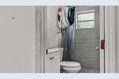 3446 NW 17 St, Miami, FL 33125 - Photo 20