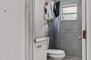 3446 NW 17th St, Miami, FL 33125 - Photo 20