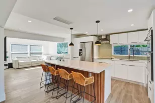 701 NE 164th St, Miami, FL 33162 - Photo 6