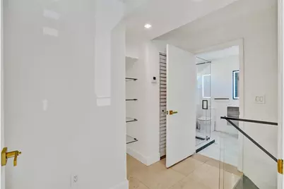 701 NE 164th St, Miami, FL 33162 - Photo 40