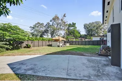 701 NE 164th St, Miami, FL 33162 - Photo 48