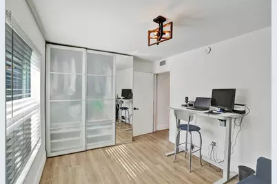 701 NE 164th St, Miami, FL 33162 - Photo 18