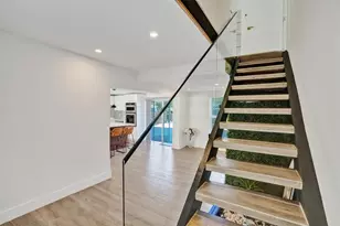 701 NE 164th St, Miami, FL 33162 - Photo 22