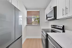 8411 Forest Hills Dr, Coral Springs, FL 33065 - Photo 14