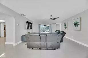 9611 NW 3rd St, Pembroke Pines, FL 33024 - Photo 32