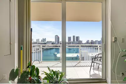 437  Golden Isles Dr, Unit #15G, Hallandale Beach, FL 33009 - Photo 8