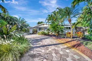 2611 NE 53rd St, Lighthouse Point, FL 33064 - Photo 4