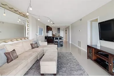 710 N Ocean Blvd, Unit #806, Pompano Beach, FL 33062 - Photo 4