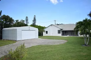 1928 NW Pine Lake Dr, Stuart, FL 34994 - Photo 36