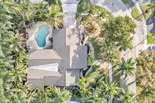 980 SW 70th Ave, Plantation, FL 33317 - Photo 1