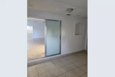 1810 NE 42nd St, Pompano Beach, FL 33064 - Photo 18