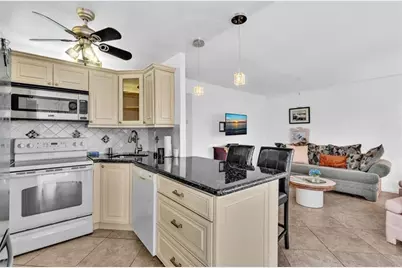 3021  Swansea B, Unit #3021, Deerfield Beach, FL 33442 - Photo 12