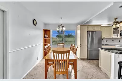 3021  Swansea B, Unit #3021, Deerfield Beach, FL 33442 - Photo 4