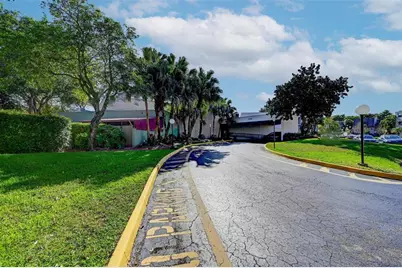 9090  Lime Bay Blvd, Unit #112, Tamarac, FL 33321 - Photo 34