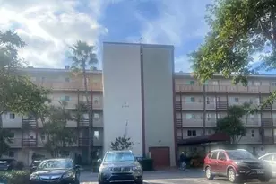 2106 S Cypress Bend Dr, Pompano Beach, FL 33069 - Photo 14