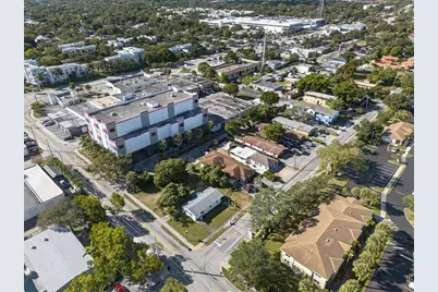 900 NW 2nd St, Fort Lauderdale, FL 33311 - Photo 14