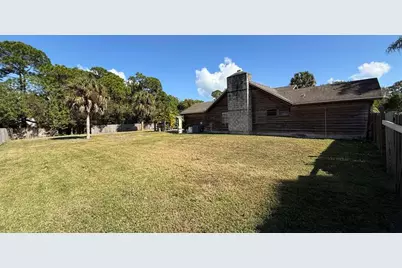 354  Baysinger Ave, Fort Pierce, FL 34982 - Photo 6