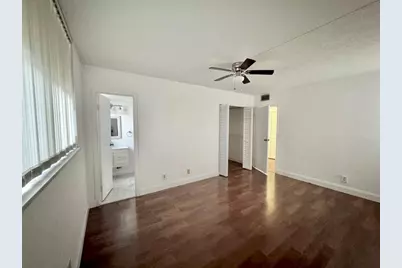 2821  Somerset Dr, Unit #216, Lauderdale Lakes, FL 33311 - Photo 8