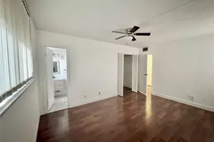 2821 Somerset Dr, Lauderdale Lakes, FL 33311 - Photo 8