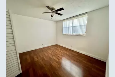 2821  Somerset Dr, Unit #216, Lauderdale Lakes, FL 33311 - Photo 10