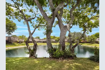 2678 NW 99th Ave, Coral Springs, FL 33065 - Photo 20