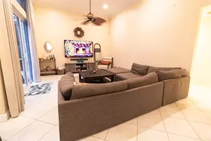 5062 Kensington Cir, Coral Springs, FL 33076 - Photo 10