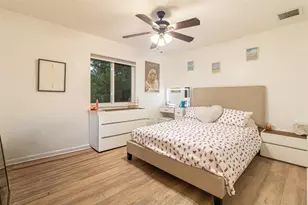 5062 Kensington Cir, Coral Springs, FL 33076 - Photo 18