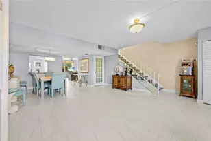 2212 NE 7th St, Hallandale Beach, FL 33009 - Photo 4
