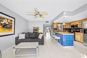 2212 NE 7th St, Hallandale Beach, FL 33009 - Photo 12