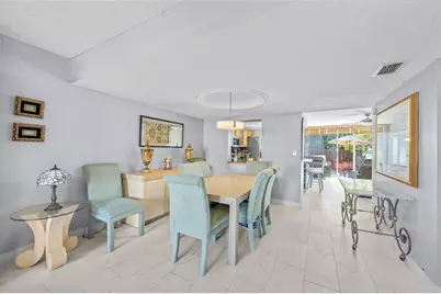 2212 NE 7th St, Hallandale Beach, FL 33009 - Photo 6