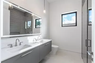 2612 NE 4th St, Pompano Beach, FL 33062 - Photo 32