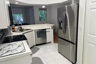 3205 NE 184th St, North Miami Beach, FL 33160 - Photo 10