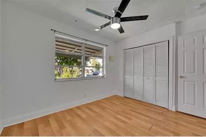 2704 NW 48th St, Fort Lauderdale, FL 33309 - Photo 8