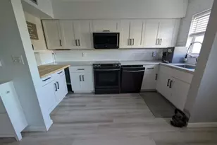 505 NE 20th Ave, Deerfield Beach, FL 33441 - Photo 2