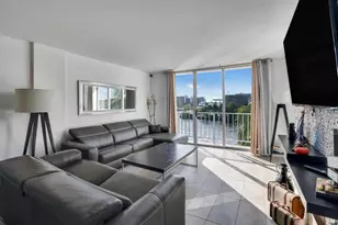 1609 N Riverside Dr, Pompano Beach, FL 33062 - Photo 14