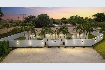 2000 NE 17 Ct., Fort Lauderdale, FL 33304 - Photo 1