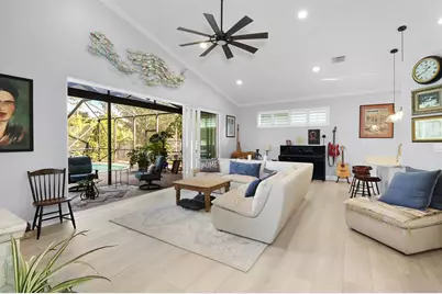 6848 SE Twin Oaks Cir, Stuart, FL 34997 - Photo 10