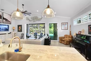 6848 SE Twin Oaks Cir, Stuart, FL 34997 - Photo 18