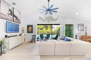 6848 SE Twin Oaks Cir, Stuart, FL 34997 - Photo 8