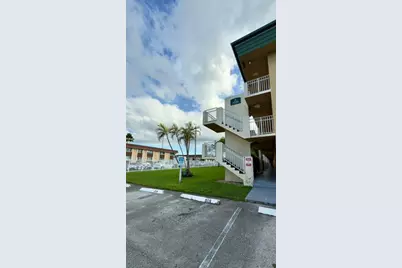 5500 SW 77th Ct, Unit #207, Miami, FL 33155 - Photo 4