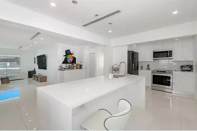 825  Argonaut Isle, Dania Beach, FL 33004 - Photo 12