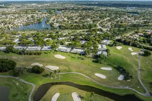 370 Fairway Cir, Weston, FL 33326 - Photo 46