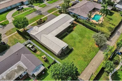 5011  Madison St, Hollywood, FL 33021 - Photo 8